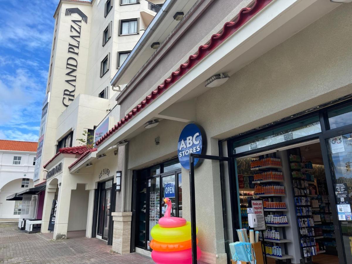 Grand Plaza Hotel Tumon Exterior foto