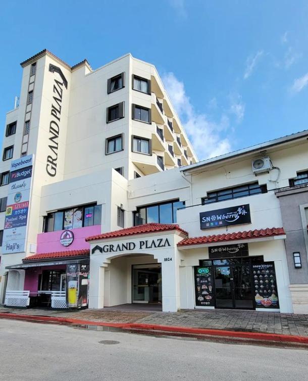 Grand Plaza Hotel Tumon Exterior foto