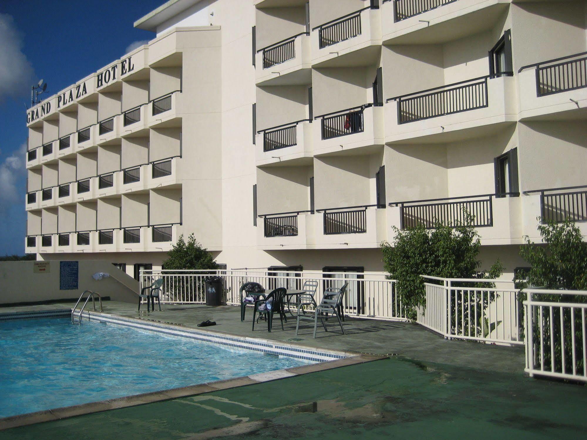 Grand Plaza Hotel Tumon Exterior foto